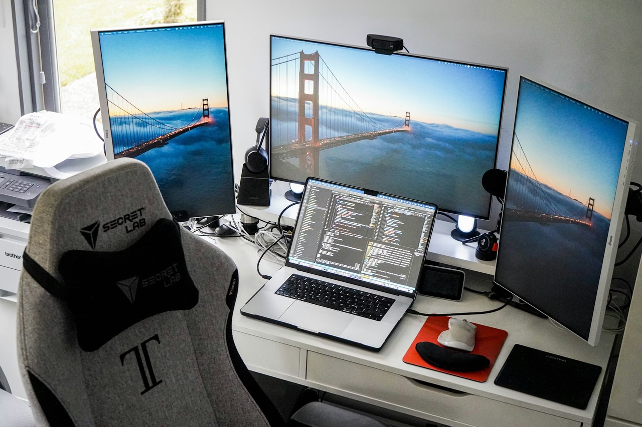 Cover image for Move Windows Between Monitors on macOS Without Dragging